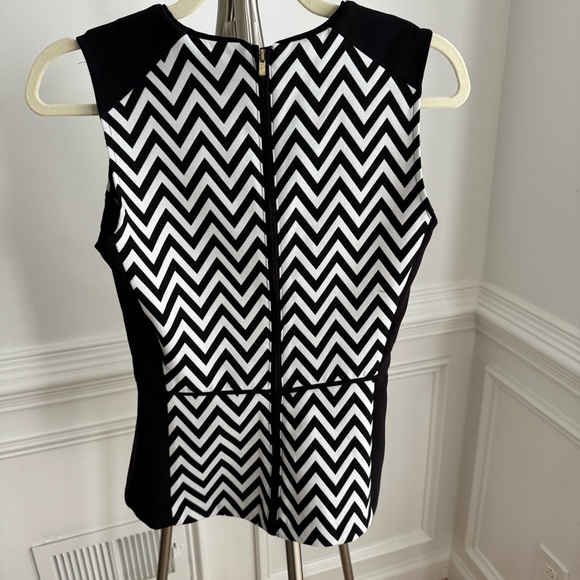 H&M Black and White Chevron Design Top and Skirt Set size 4-6 - Picture 3 of 15